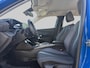 Peugeot e-2008 EV Allure Premium 50 kWh | Adapt. cruise | Camera | Stoelverwar