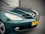 Mercedes-Benz SLK 280 / Aut 7 / Andratite green / Airscarf / Xenon / NL delivery / UNIQUE EXAMPLE!