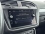Volkswagen Tiguan Allspace 1.5 TSI Highline Business R | Trekhaak | Stoelverwarming | PDC V+A en 360 camera | Elektrische achterklep | Apple Carplay - Android Auto |