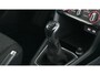 Volkswagen T-Cross 1.0 TSI 95pk Life / Navigatie / Adaptive Cruise Control / Parkeersensoren