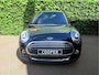 MINI Cooper 1.5 One Pepper F56 LCI met LED, Park ass., DAB, Navi en 17"