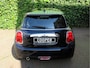 MINI Cooper 1.5 One Pepper F56 LCI met LED, Park ass., DAB, Navi en 17"