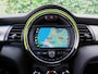 MINI Cooper 1.5 One Pepper F56 LCI met LED, Park ass., DAB, Navi en 17"