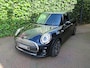 MINI Cooper 1.5 One Pepper F56 LCI met LED, Park ass., DAB, Navi en 17"