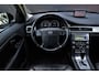 Volvo V70 2.5T 200pk 5-Cil. Automaat Momentum Navigatie/Leer/Bluetooth/Climate/Stoelverw./Lmv17"