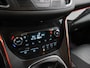 Ford Kuga 1.6 Titanium Trekhaak, Chiptuning, Bluetooth, Cruise control, Parkeersensor voor en achter, Voorstoelen verwarmd, Verwarmd voorruit, Regensensor, Lichtmetalen velgen, De Ford Kuga 1.6 Titanium uit 2013 (handgeschakeld) is een comfortabele en veelzijdige SUV met een sportief karakter. De krachtige en soepele 1.6 EcoBoost-motor zorgt voor een fijne rijervari