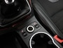 Ford Kuga 1.6 Titanium Trekhaak, Chiptuning, Bluetooth, Cruise control, Parkeersensor voor en achter, Voorstoelen verwarmd, Verwarmd voorruit, Regensensor, Lichtmetalen velgen, De Ford Kuga 1.6 Titanium uit 2013 (handgeschakeld) is een comfortabele en veelzijdige SUV met een sportief karakter. De krachtige en soepele 1.6 EcoBoost-motor zorgt voor een fijne rijervari