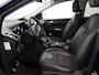 Ford Kuga 1.6 Titanium Trekhaak, Chiptuning, Bluetooth, Cruise control, Parkeersensor voor en achter, Voorstoelen verwarmd, Verwarmd voorruit, Regensensor, Lichtmetalen velgen, De Ford Kuga 1.6 Titanium uit 2013 (handgeschakeld) is een comfortabele en veelzijdige SUV met een sportief karakter. De krachtige en soepele 1.6 EcoBoost-motor zorgt voor een fijne rijervari