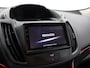 Ford Kuga 1.6 Titanium Trekhaak, Chiptuning, Bluetooth, Cruise control, Parkeersensor voor en achter, Voorstoelen verwarmd, Verwarmd voorruit, Regensensor, Lichtmetalen velgen, De Ford Kuga 1.6 Titanium uit 2013 (handgeschakeld) is een comfortabele en veelzijdige SUV met een sportief karakter. De krachtige en soepele 1.6 EcoBoost-motor zorgt voor een fijne rijervari