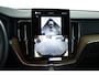 Volvo XC60 2.0 T8 Plug-in hybrid AWD Plus Black (Facelift) / Opendak / Harmankardon / HUD / Pilot Assist