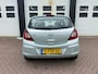 Opel Corsa 1.2-16V Essentia Automaat Airco