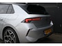 Opel Astra 1.6 Turbo Plug In Hybrid Ultimate | Demo-Deal ! | Navigatie | Schuif-/Kanteldak | Massagestoelen | Stoel/Stuurverwarming | HUD | Intelli-Lux Verlichting | !!