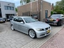 BMW 3-Serie 330i High Executive Carplay Airco Navi PDC NAP APK