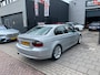 BMW 3-Serie 330i High Executive Carplay Airco Navi PDC NAP APK