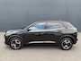 Peugeot 2008 100pk Allure (Keyless Entry - Automatische Airco - Parkeersensoren V+A - LED - 17"incl 4S - Navigatie - Apple Carplay)