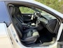 Mercedes-Benz CLA Shooting Brake 250 AMG PANO