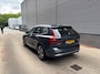 Volvo XC60 B5 Ultimate Bright | Luchtvering | Trekhaak | Panoramadak | Stoel verwarming - Massage | Bowers & Wilkins | Alarm klasse 3 | Extra gelaagd glas | Standkachel | Keyless Entry - Start | PDC V+A en 360 camera |