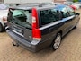 Volvo V70 2.5T Momentum AWD 210PK