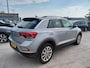 Volkswagen T-Roc 1.0 TSI Life | Mulimedia | LED plus | Trekhaak | 17"