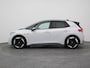 Volkswagen ID.3 First Max 58 kWh | PANO | CAMERA | ADAPTIVE | STOEL- EN STUURVERW.