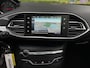 Peugeot 308 SW 1.2 PureTech Active 1e eigenaar dealer onderhouden panorama dak navigatie cruis control