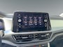 Volkswagen T-Roc 1.0 115pk TSI Life Edition Parkeerassistent (Park Assist) | Achteruitrijcamera 'Rear View' | Adaptive Cruise Control