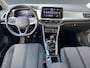 Volkswagen T-Roc 1.0 115pk TSI Life Edition Parkeerassistent (Park Assist) | Achteruitrijcamera 'Rear View' | Adaptive Cruise Control