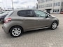 Peugeot 208 1.2 VTi Style,Airco,5drs,trekhaak,P.sensoren