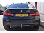 BMW 5-Serie 530e Business Edition Plus Panorama, Head up, Elek. trekhaak, Memory, Stoel/stuur verwarming, Camera