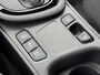 Toyota Yaris 1.5 Hybrid 115 Dynamic PARKEERSENSOREN V+A BLIND SPOT STOEL/STUUR VERWARMING