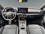 CUPRA Leon 1.5 272pk TSI e-Hybrid VZ Performance Panoramisch schuifdak |  Velgen 'Polar Copper', 19 inch lichtmetaal | Sennheiser geluidssysteem