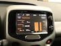 Toyota Aygo 1.0 VVT-i x-play - ORIGINEEL NEDERLANDSE AUTO - CAMERA - AIRCO - GROOT MULTIMEDIASYSTEEM - LEDEREN STUUR - TOERENTELLER - RESERVEWIEL - VOLLEDIGE ONDERHOUDSHISTORIE - BLUETOOTH -  MULTIFUNCTIONEEL STUUR
