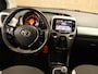 Toyota Aygo 1.0 VVT-i x-play - ORIGINEEL NEDERLANDSE AUTO - CAMERA - AIRCO - GROOT MULTIMEDIASYSTEEM - LEDEREN STUUR - TOERENTELLER - RESERVEWIEL - VOLLEDIGE ONDERHOUDSHISTORIE - BLUETOOTH -  MULTIFUNCTIONEEL STUUR