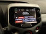 Toyota Aygo 1.0 VVT-i x-play - ORIGINEEL NEDERLANDSE AUTO - CAMERA - AIRCO - GROOT MULTIMEDIASYSTEEM - LEDEREN STUUR - TOERENTELLER - RESERVEWIEL - VOLLEDIGE ONDERHOUDSHISTORIE - BLUETOOTH -  MULTIFUNCTIONEEL STUUR