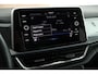 Volkswagen T-Roc 1.5 TSI 150pk DSG Style Trekhaak IQ.Light Camera Virtual Cockpit Stoelverwarming Navigatie