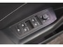 Volkswagen T-Roc 1.5 TSI 150pk DSG Style Trekhaak IQ.Light Camera Virtual Cockpit Stoelverwarming Navigatie