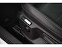 Volkswagen T-Roc 1.5 TSI 150pk DSG Style Trekhaak IQ.Light Camera Virtual Cockpit Stoelverwarming Navigatie