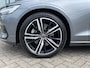 Volvo V60 2.0 B3 Momentum Advantage | Stoel- & stuurverwarming | 19" LM