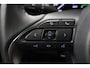 Toyota Yaris Cross 1.5 Hybrid Explore | Apple Carplay / Android Auto | Stoelverwarming | Parkeersensoren voor/achter | Keyless | Camera | Full LED | 17 inch