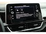 Volkswagen T-Roc 1.5 TSI 150pk DSG R-Line Edition Camera Stoelverwarming Keyless Adaptive Cruise Virtual Cockpit