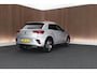 Volkswagen T-Roc 1.5 TSI 150pk DSG R-Line Edition Camera Stoelverwarming Keyless Adaptive Cruise Virtual Cockpit