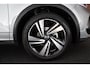 Volkswagen T-Roc 1.5 TSI 150pk DSG R-Line Edition Camera Stoelverwarming Keyless Adaptive Cruise Virtual Cockpit