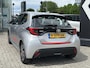 Toyota Yaris 1.5 hybride Dynamic l Coral Red Pack l Origineel NL l 1e-eigenaar l Fabrieksgarantie t/m 2028