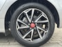 Toyota Yaris 1.5 hybride Dynamic l Coral Red Pack l Origineel NL l 1e-eigenaar l Fabrieksgarantie t/m 2028