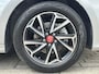 Toyota Yaris 1.5 hybride Dynamic l Coral Red Pack l Origineel NL l 1e-eigenaar l Fabrieksgarantie t/m 2028