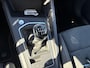 Volkswagen Golf Variant 1.0TSI/110PK Life Business · Navigatie · Camera + Parkeersensoren · Massage functie