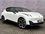Lynk & Co 02 More 66 kWh | Trekhaak | Panoramadak | 360 camera | Harman Kardon audio | Dodehoekdetectie | Stoel/Stuurverwarming | Apple CarPlay/Android Auto | 20"LM-velgen | Elektrisch bedienbare voorstoelen met geheugenfunctie | Klimaat warmtepomp | Elektrisch bedienbare achterklep |
