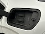 Lynk & Co 02 More 66 kWh | Trekhaak | Panoramadak | 360 camera | Harman Kardon audio | Dodehoekdetectie | Stoel/Stuurverwarming | Apple CarPlay/Android Auto | 20"LM-velgen | Elektrisch bedienbare voorstoelen met geheugenfunctie | Klimaat warmtepomp | Elektrisch bedienbare achterklep |