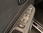 Renault Captur 1.2 TCe Intens - ORIGINEEL NEDERLANDSE AUTO - VASTE TREKHAAK - TREKGEWICHT 1200 KG - VOLLEDIGE ONDERHOUDSHISTORIE AANWEZIG- PARKEERSENSOREN VOOR/ ACHTER - CAMERA - INPARKEERSYSTEEM - DODEHOEK DETECTIE - NAVIGATIE