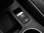 Renault Captur 1.3 TCe 140pk Intens | Stoel- en stuurwielverwarming | 360 graden camera | 1500kg geremd | Lederen bekleding | Voorruitverwarming |